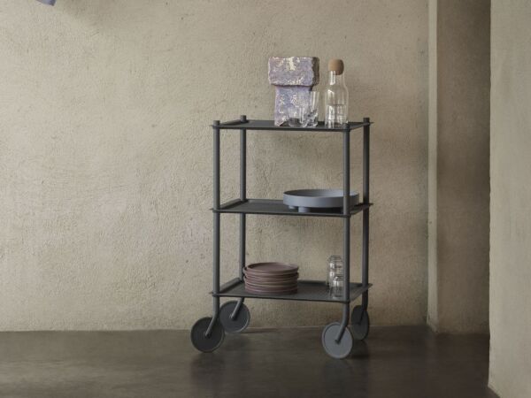 5_flow-trolley-blue-grey-tub-jug-pale-blue-corky-carafe-raise-glasses-platform-tray-blue-grey-muuto-org_1.jpg