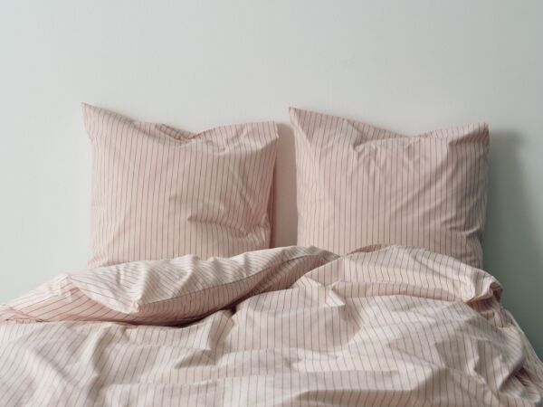 5_Fineline Bedlinen soft pink (1).jpg
