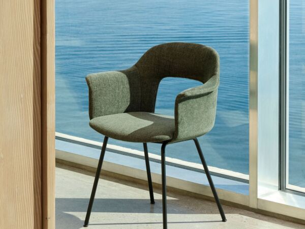 5_Layout Armchair03.jpg