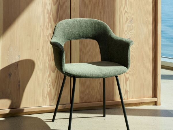 5_Layout Armchair02.jpg