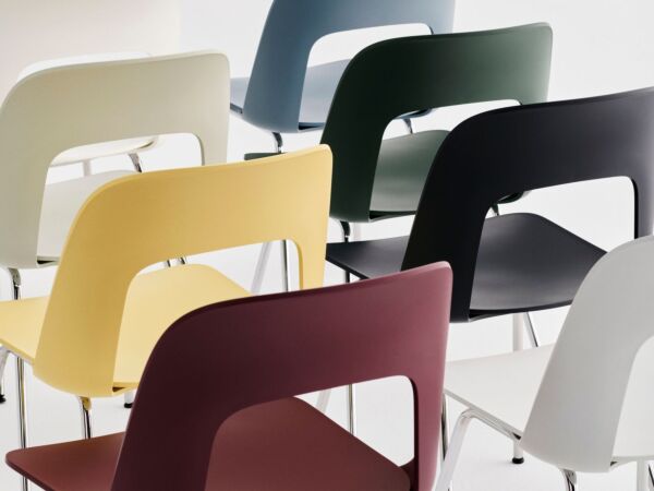 5_Layout Chair05.jpg