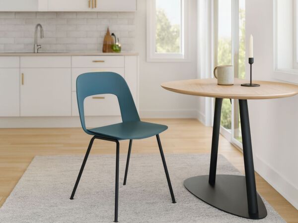 5_Layout Chair01.jpg