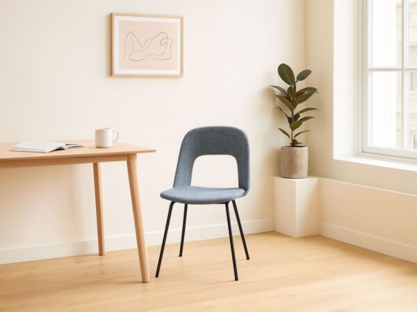 5_Layout Chair04.jpg