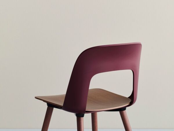 5_Layout Chair04.jpg