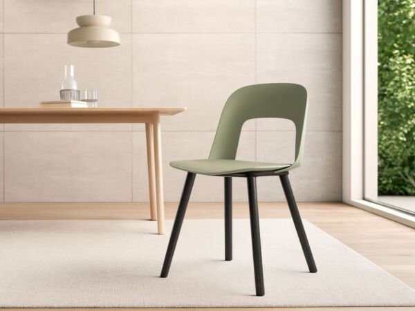 5_Layout Chair02.jpg