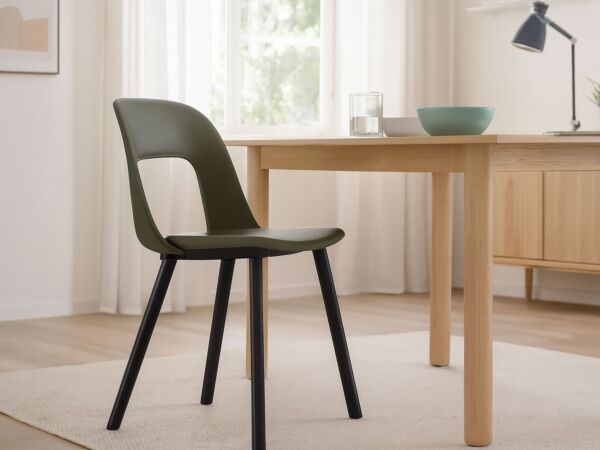 5_Layout Chair04.jpg