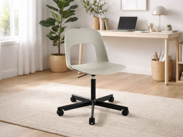 5_Layout Chair 01.jpg