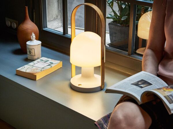 5_Marset_FollowMe-Plus-LED-Leuchte-mit-Akku_2000x2000-ID2014487-e532c7037b9c4bd91bee78f29c40cc29.jpg