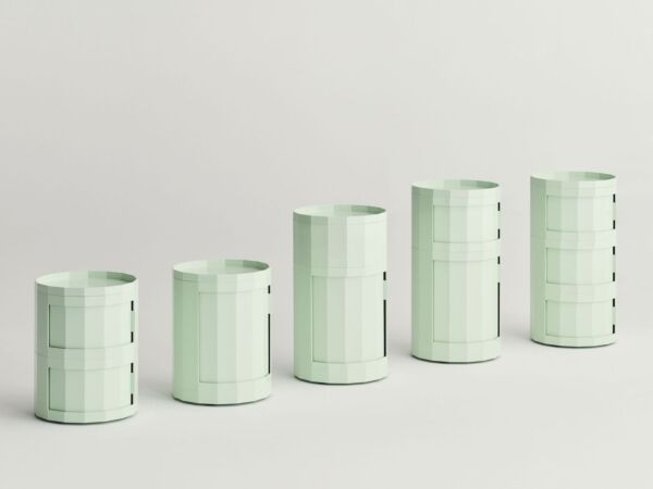 5_Facet Cabinet soft mint family 04.jpg