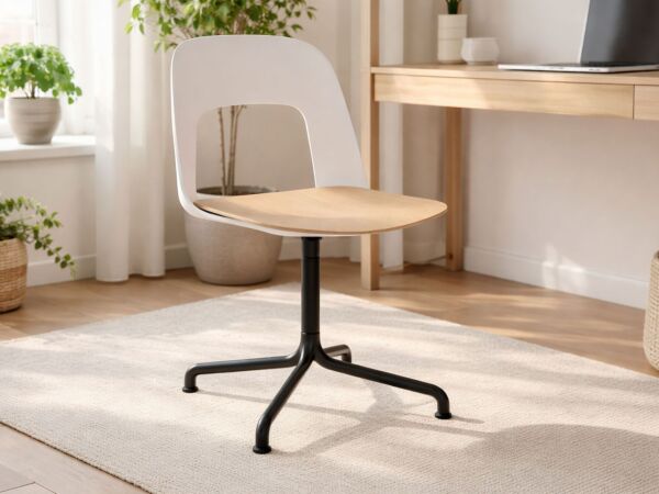 5_Layout Chair 01.jpg