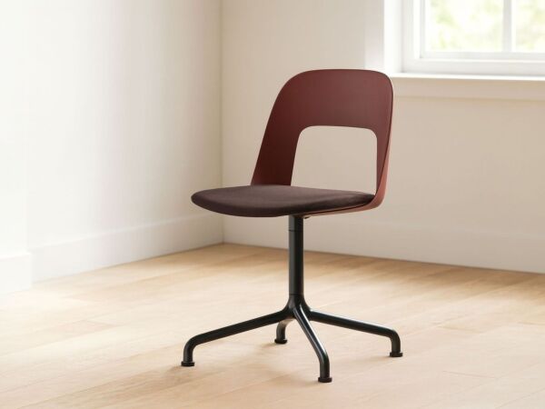 5_Layout Chair02.jpg