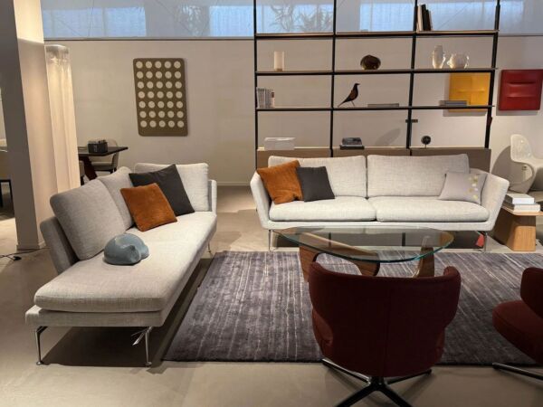 5_vitra-suita-sofa-set-with-a-3-seater-and-a-chaise-longue2_1.jpg