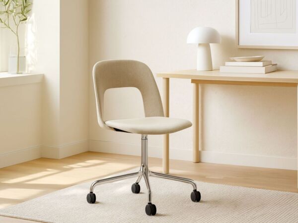 5_Layout Chair 03.jpg