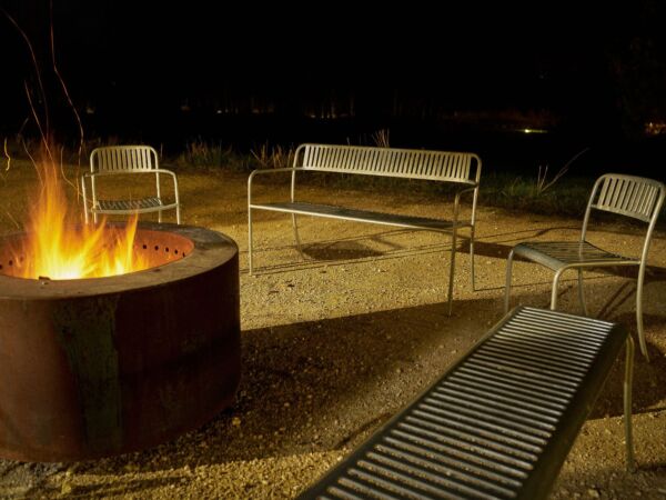 5_Banc avec dossier Patio ambiance 02.jpg