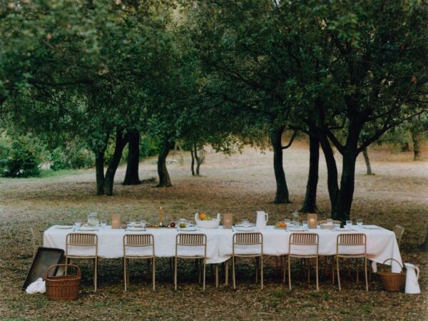 5_Table et chaise Patio ambiance 2.jpg