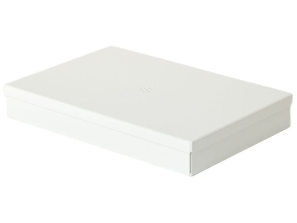 2_BOITE_METAL_TAILLE_M_BLANC_PUR_VUE_OBLIQUE_1772099111079297300_0_no_bg.jpg