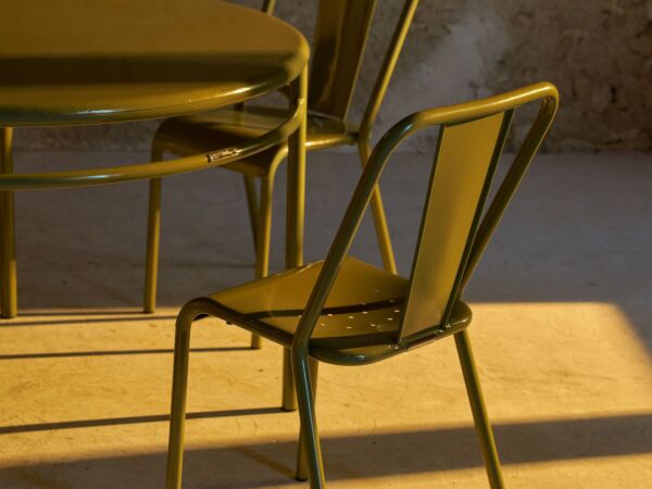 5_Chaise T37 01.jpg