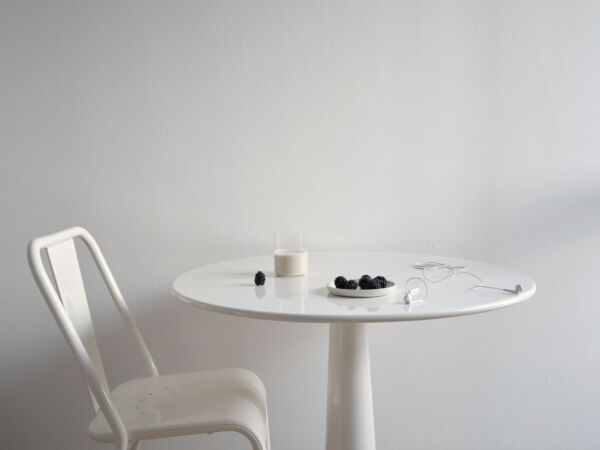 5_Table G & chaise T37 ambiance.jpg