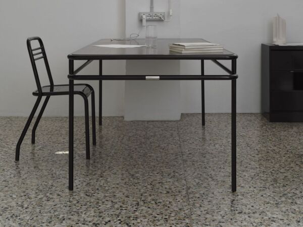 5_Table UD plateau chene tente noyer.jpg
