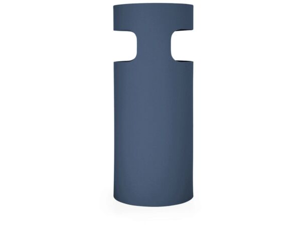 2_UmbrellaBl.jpg