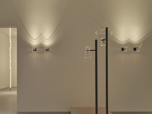 5_Flos_stand_MDW25-35.jpg