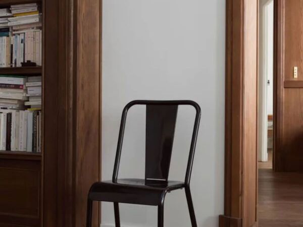 5_Chaise T37 04.jpg