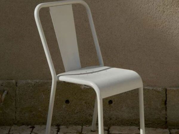 5_Chaise T37e08.jpg