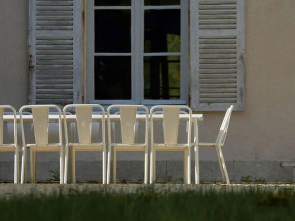 5_Chaise T37e09.jpg