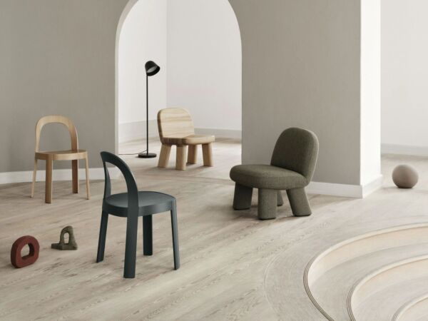 5_OM-chair-location-004.jpg