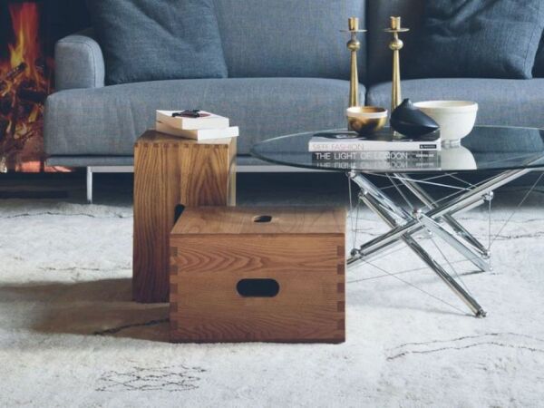 5_Cassina_LC14_Tabourets_014_2_1920x1920.jpg