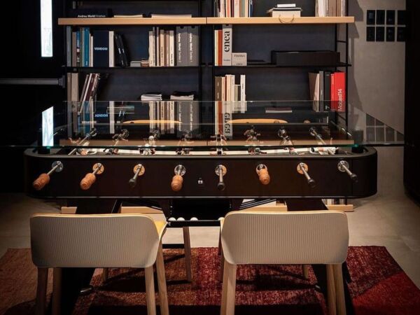5_ageDining Football Table Indoor06.jpg