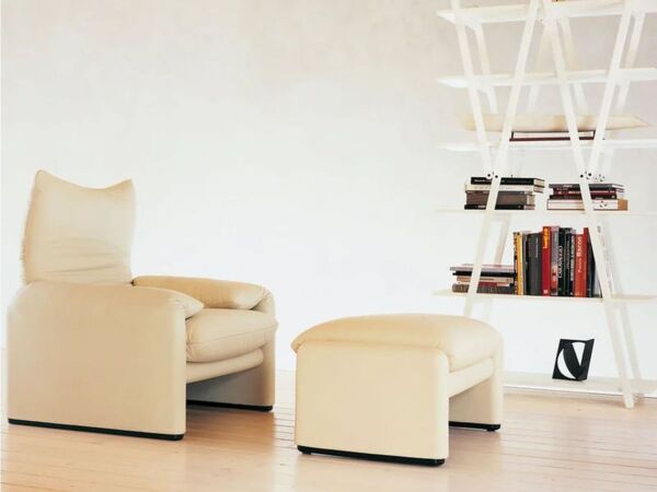 1_maralunga-ottoman-5-cassina_1.jpg