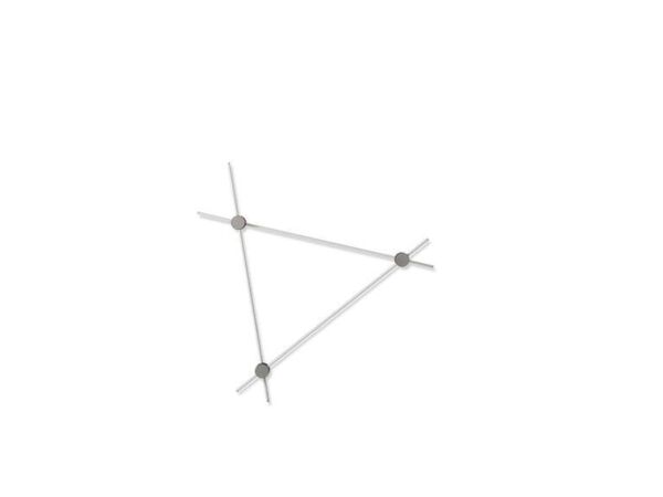 2_Eitie Triangle Vertical04.jpg