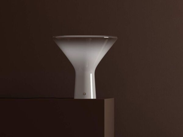 5_Accelsa Table01.jpg