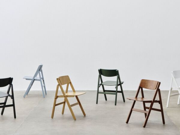 5_Backflip Chair family.jpg