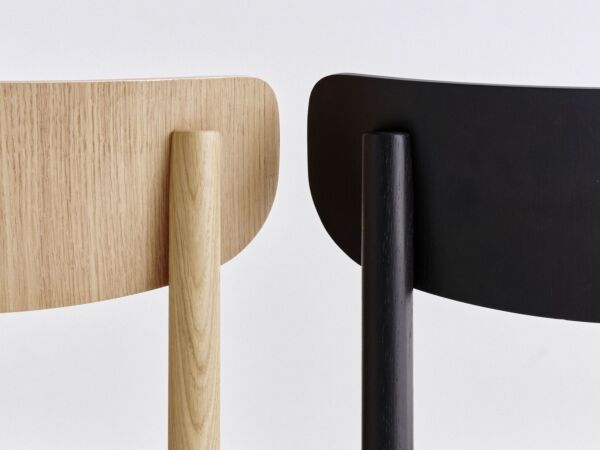 5_AG152-G309-AP58-02AS_Pack Chair 11 Grano cognac_AG153-G311-AP58-02BC_Pack Chair 11 Grano black_01.jpg