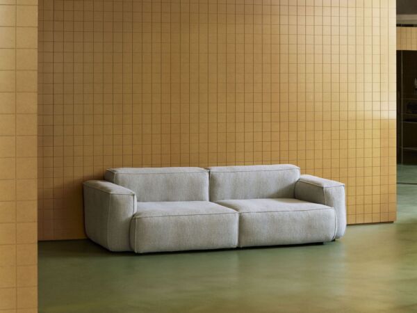 5_AG044-A001-AP55-01UA_Mags Soft Low RC 2,5 Seater comb 1 Turf light grey.jpg