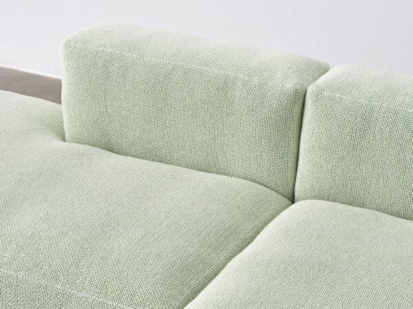 5_Mags Soft Low 2,5 Seater comb 3 Tartaglia 989_white stitching_detail.jpg