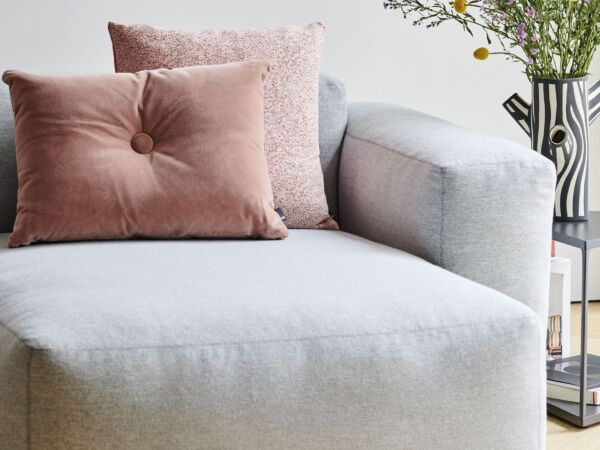 5_Mags Soft Low 2_5 seater comb 3 Mode 002_Dot Cushion Soft rose_Eclectic Col 2018 rose.jpg