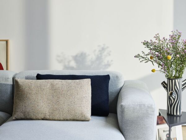 5_Mags Soft Low 2_5 seater comb 3 Mode 002_Mags 10 Cushion Bolgheri LGG60_Flamiber dark blue J4.jpg