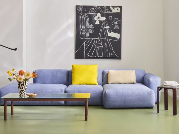 5_Mags Soft Low Armrest 3 Seater Combination 4 Right metaphor 009 light grey stitches_Mags Cushion 09 vidar 443.jpg