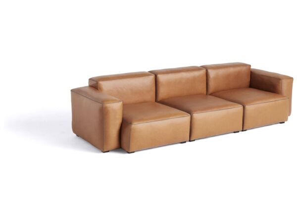 2_AE904-E581-AA36-02AS-A08_Mags Soft Low Armrest 3 Seater Combination 1_Sense cognac_dark grey stitching.Jpg