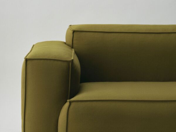 5_AG044-A001-AA07-01SZ_Mags Soft Low RC 2,5 Seater comb 1 Steelcut 985.jpg