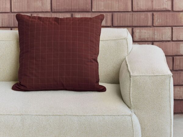 5_AG044-A001-AN29-02FK_Mags Soft Low RC 2,5 Seater comb 1 Tartaglia 857_AF172-D294-AV51_Dori Cushion.jpg