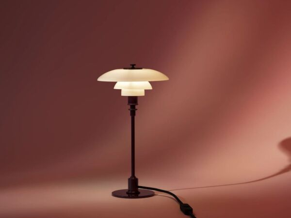 5_Louis Poulsen 2 1 table Lamp lifestyle08.jpg