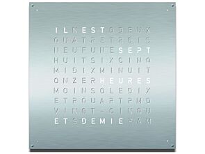 1_QLOCKTWO_LARGE_STAINLESS_STEEL_frontal_FR_30x30cm_print.jpg