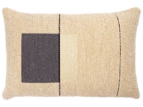 1_21035 Textiles Urban cushion 60x40.jpg