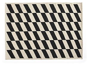 1_AE371-D440-AB68_Shift Kelim Rug 140 x 200 black.jpg