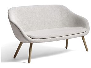 1_AA795-A001-AA32-01BR_AAL Sofa uph Coda 100_wb lacquer oak base.jpg