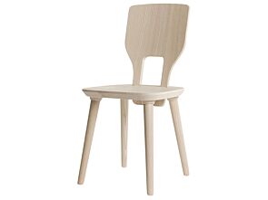 1_Chaise en bois.jpg